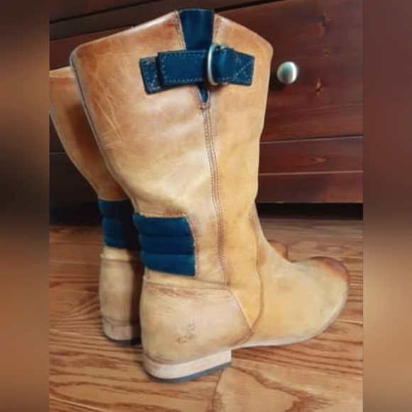 Fluevog Radios KIPO Ladies - Picture 3 of 6